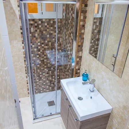 Apartamento Agata 501 *